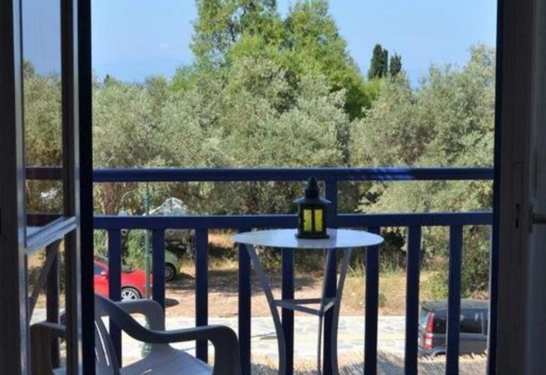 Apartment Mantos *