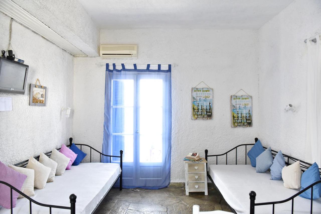 Mantos Apartment *