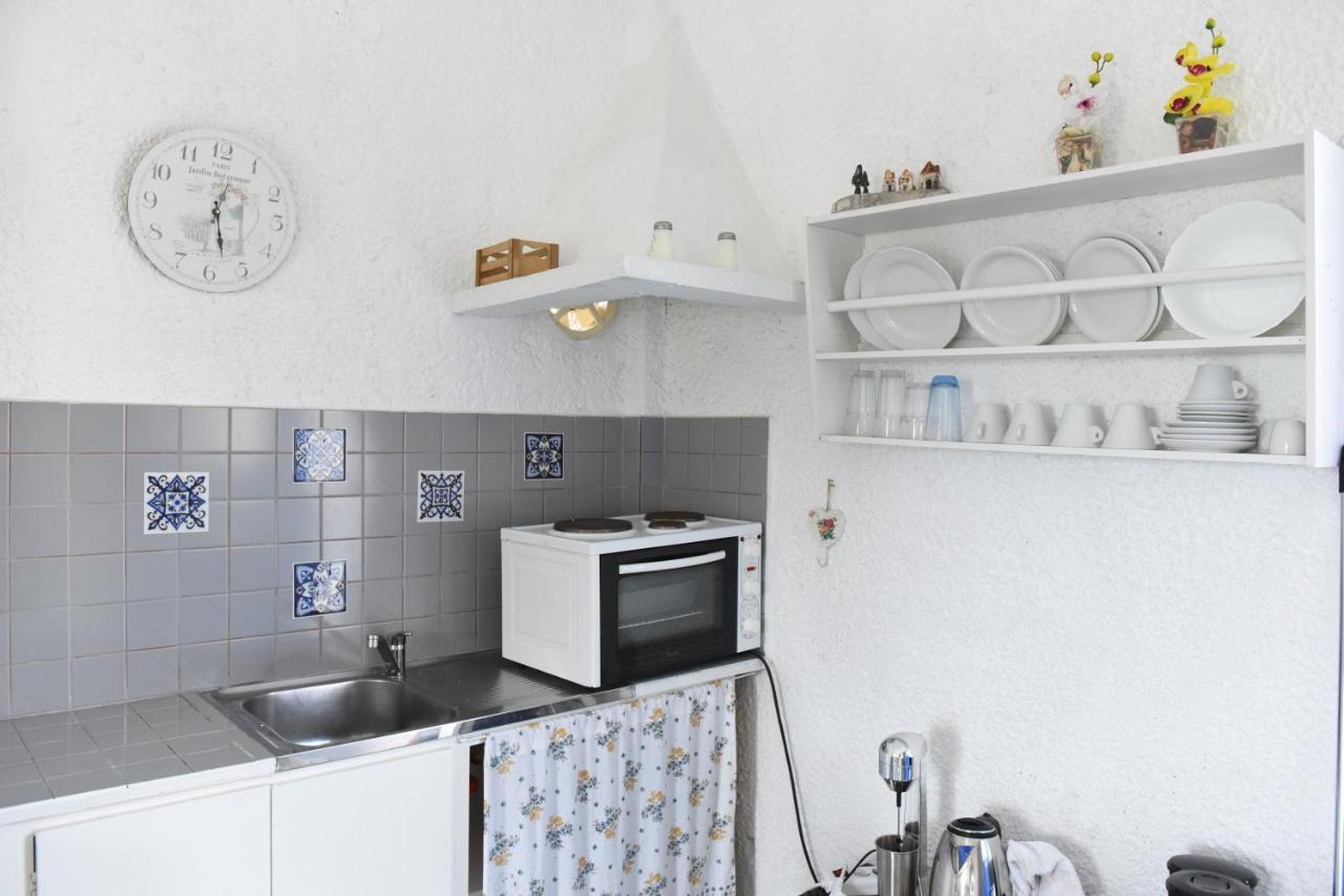 Mantos Apartment *