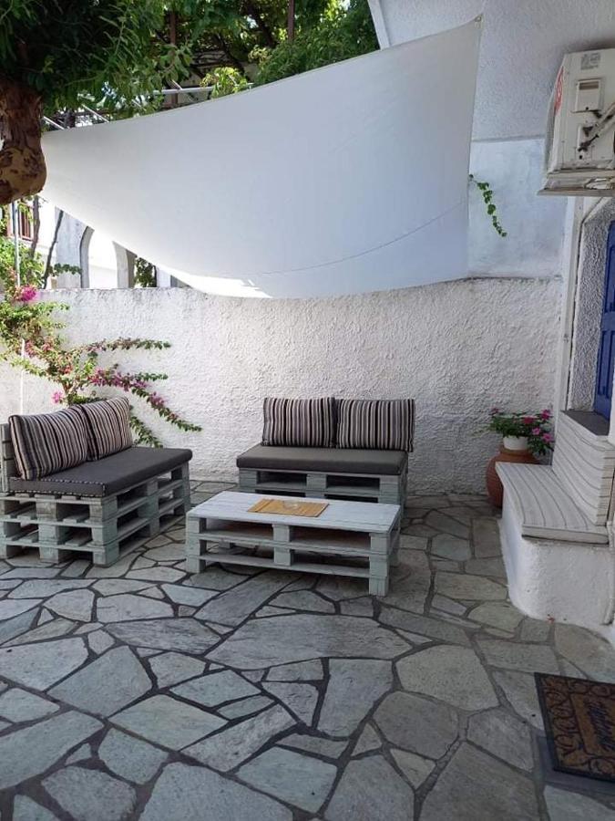 Apartment Mantos